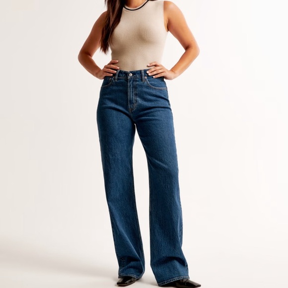 Abercrombie & Fitch Denim - Abercrombie & Fitch | Curve Love High Rise 90s Relaxed Jean